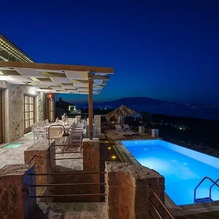 Luxury Zakynthos Villa Moore Villa 8 Guests - 4 Bed Agios Nikolaos Zakynthos Town
