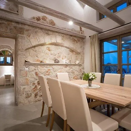 Luxury Zakynthos Villa Moore Villa 8 Guests - 4 Bed Agios Nikolaos Zakynthos Town