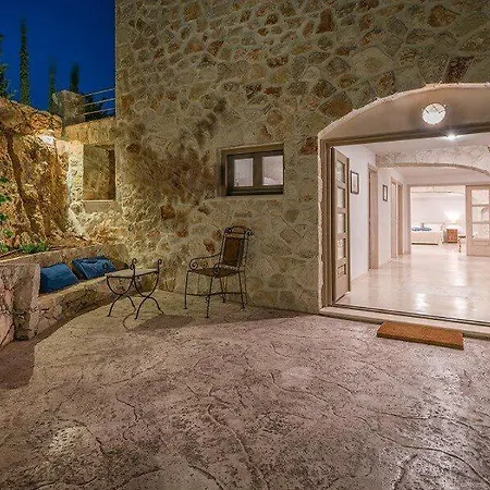 Luxury Zakynthos Villa Moore Villa 8 Guests - 4 Bed Agios Nikolaos * Zakynthos Town